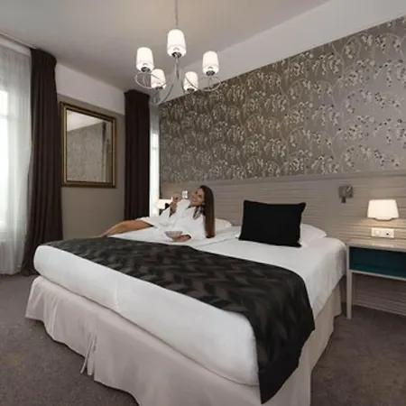 Szálloda De La Poste