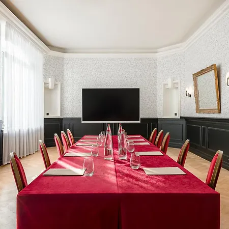 De La Poste Отель