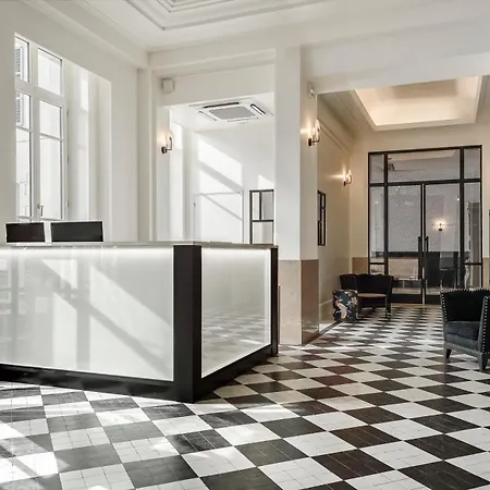 Szálloda De La Poste