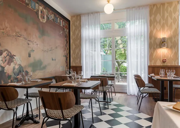 Hotel Najeti De La Poste 4*