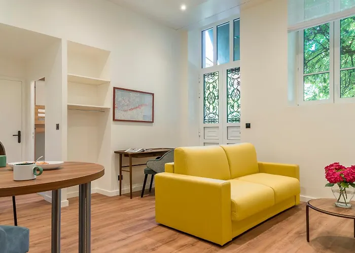 فندق De La Poste بون