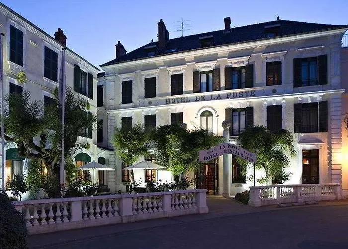 De La Poste 4* Бон