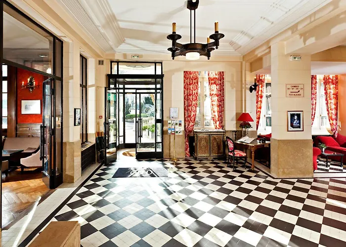 Najeti De La Poste Hotel 4*